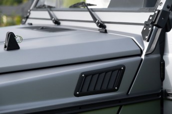 2A-049-Convertible-Mercedes-250GD-SeleniteGrey-069248-1920 EMC watermark 1% HQ-2