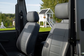 2A-066-Convertible-Mercedes-250GD-SeleniteGrey-069248-1920 EMC watermark 1% HQ-2