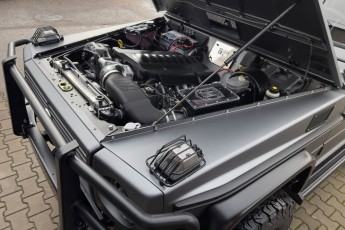 2A-092-Convertible-Mercedes-250GD-SeleniteGrey-069248-1920 EMC watermark 1% HQ-2