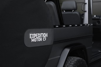 2B-023-Convertible-Mercedes-250GD-SeleniteGrey-069248