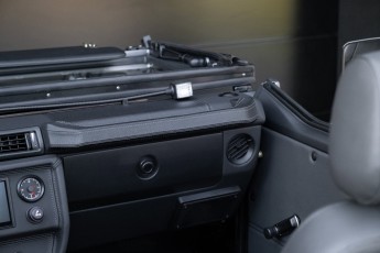 2B-031-Convertible-Mercedes-250GD-SeleniteGrey-069248