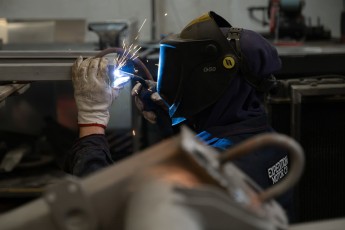 3-040-Convertible-Mercedes-250GD-SeleniteGrey-069248a