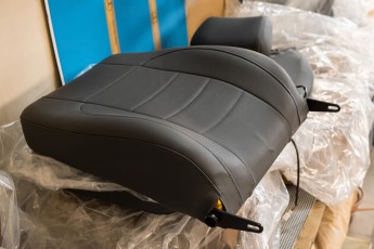 3-044-Convertible-Mercedes-250GD-SeleniteGrey-069248a