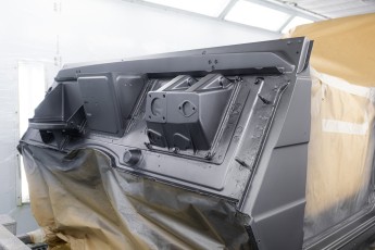 3-062-Convertible-Mercedes-250GD-SeleniteGrey-069248a