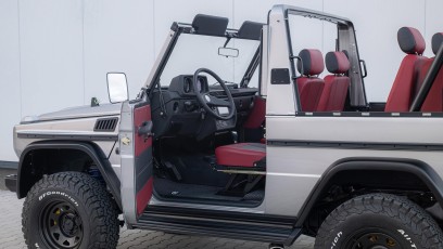 1-004-Convertible-Mercedes-250GD-MojaveSilver-083791