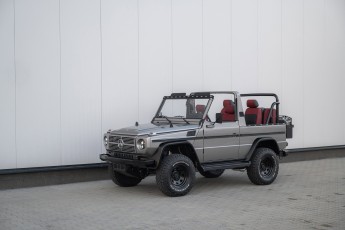 2B-008-Convertible-Mercedes-250GD-MojaveSilver-083791