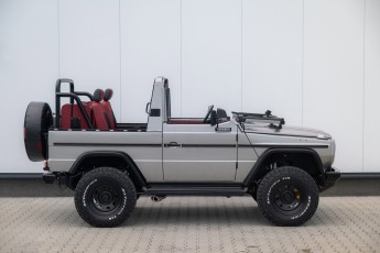 2B-016-Convertible-Mercedes-250GD-MojaveSilver-083791