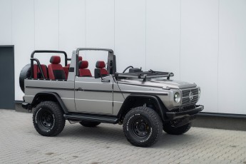 2B-017-Convertible-Mercedes-250GD-MojaveSilver-083791