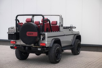 2B-019-Convertible-Mercedes-250GD-MojaveSilver-083791