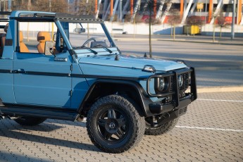 2B-026-Custom-Mercedes-GWagon-ChinaBlue-075954