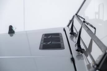 2B-038-Convertible-Mercedes-250GD-MojaveSilver-083791