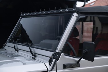 2B-040-Convertible-Mercedes-250GD-MojaveSilver-083791