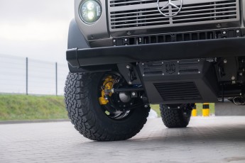 2B-047-Convertible-Mercedes-250GD-MojaveSilver-083791