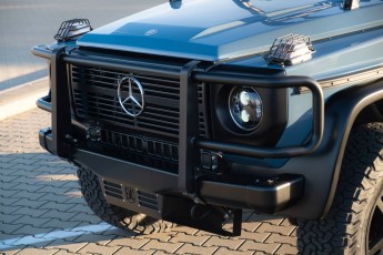 2B-055-Custom-Mercedes-GWagon-ChinaBlue-075954