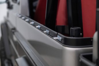 2B-062-Convertible-Mercedes-250GD-MojaveSilver-083791