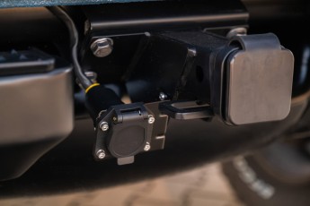 2B-064-Custom-Mercedes-GWagon-ChinaBlue-075954