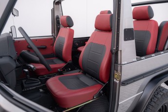 2B-069-Convertible-Mercedes-250GD-MojaveSilver-083791