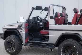 2B-074-Convertible-Mercedes-250GD-MojaveSilver-083791