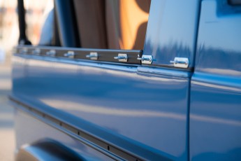 2B-078-Custom-Mercedes-GWagon-ChinaBlue-075954