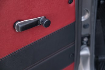 2B-080-Convertible-Mercedes-250GD-MojaveSilver-083791