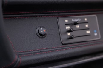 2B-102-Convertible-Mercedes-250GD-MojaveSilver-083791