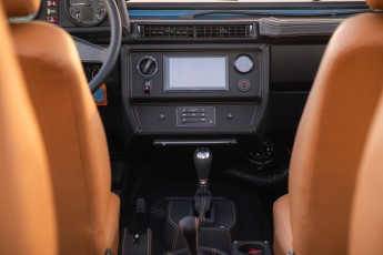 2B-118-Custom-Mercedes-GWagon-ChinaBlue-075954