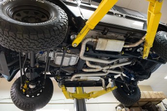 3-001-Convertible-Mercedes-250GD-MojaveSilver-083791