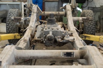 3-065-Custom-Mercedes-GWagon-ChinaBlue-075954