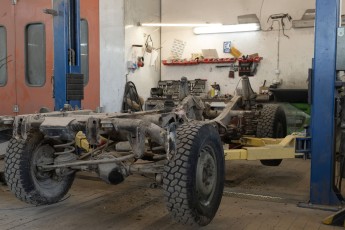 3-066-Custom-Mercedes-GWagon-ChinaBlue-075954