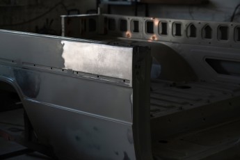 3-101-Convertible-Mercedes-250GD-MojaveSilver-083791