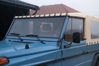 2B-023-Vintage-Mercedes-GWagon-ChinaBlue-079142