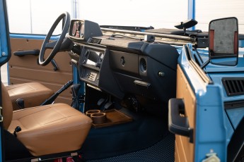 2B-053-Vintage-Mercedes-GWagon-ChinaBlue-079142