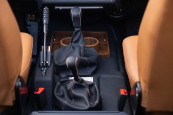 2B-067-Vintage-Mercedes-GWagon-ChinaBlue-079142