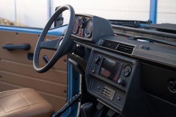 2B-077-Vintage-Mercedes-GWagon-ChinaBlue-079142