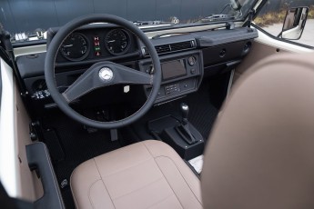 2B-092-Convertible-Mercedes-GWagen-EMCWhite-080278