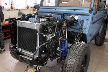 3-004-Vintage-Mercedes-GWagon-ChinaBlue-079142