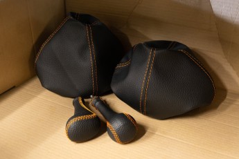 3-008-Vintage-Mercedes-GWagon-ChinaBlue-079142