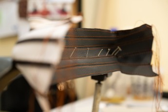 3-009-Vintage-Mercedes-GWagon-ChinaBlue-079142