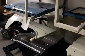 3-050-Convertible-Mercedes-GWagen-EMCWhite-080278