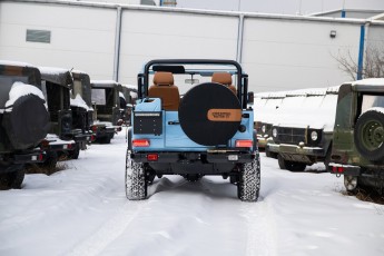 2B-001-Convertible-Mercedes-GWagen-GulfBlue-069910