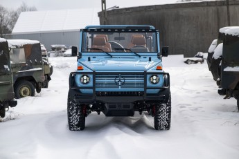 2B-005-Convertible-Mercedes-GWagen-GulfBlue-069910