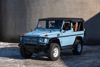 2B-021-Convertible-Mercedes-GWagen-GulfBlue-069910