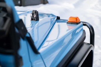 2B-025-Convertible-Mercedes-GWagen-GulfBlue-069910