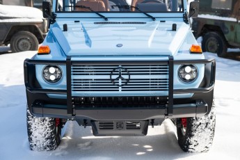 2B-031-Convertible-Mercedes-GWagen-GulfBlue-069910