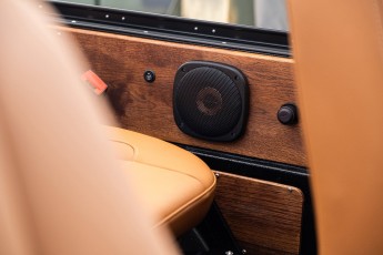 2B-101-Convertible-Mercedes-GWagen-GulfBlue-069910