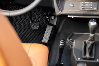 2B-124-Convertible-Mercedes-GWagen-GulfBlue-069910