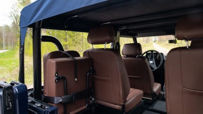 1-003-Custom-Mercedes-GWagon-MidnightBlue-077213
