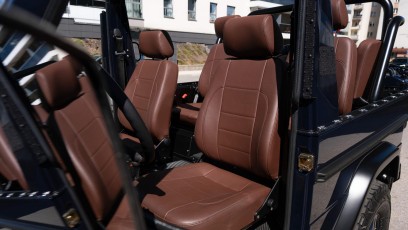 1-005-Custom-Mercedes-GWagon-MidnightBlue-077213