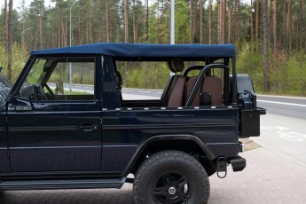 2B-025-Custom-Mercedes-GWagon-MidnightBlue-077213