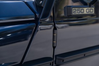 2B-042-Custom-Mercedes-GWagon-MidnightBlue-077213
